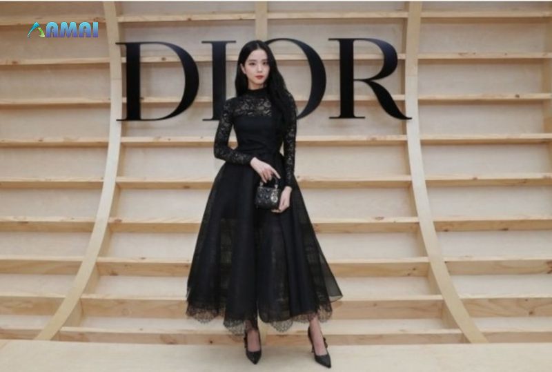 Jisoo - đại sứ thương hiệu toàn cầu cho Dior